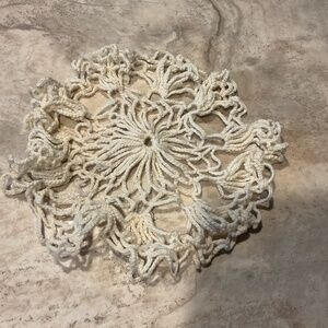 Vintage hand crochet doily ruffled ecru cotton 8” diameter